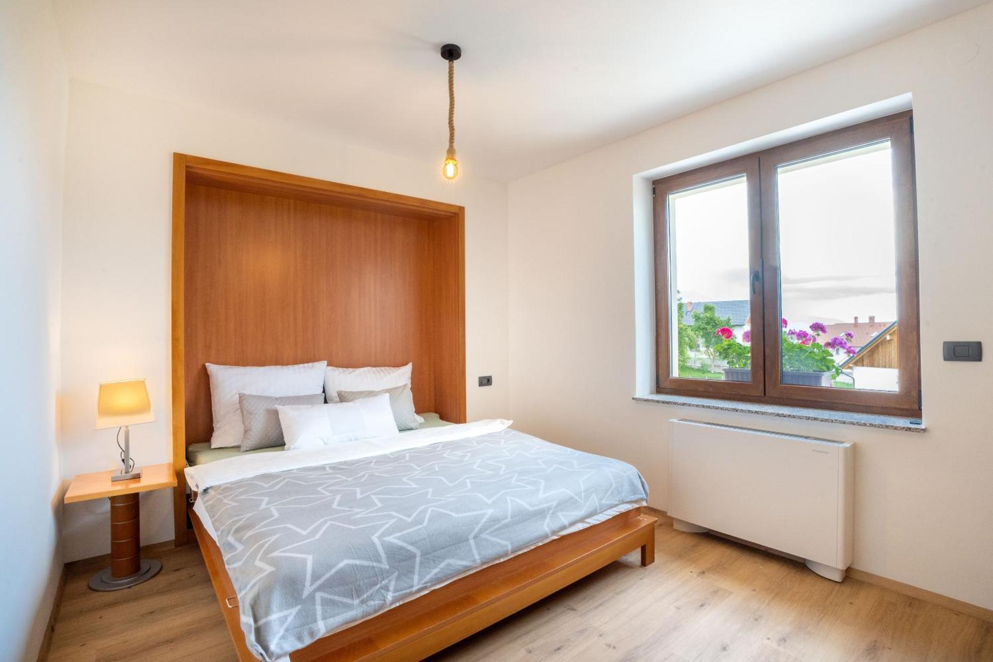 Aparthotel Hom At Vintgar Zgornje Gorje Oda fotoğraf