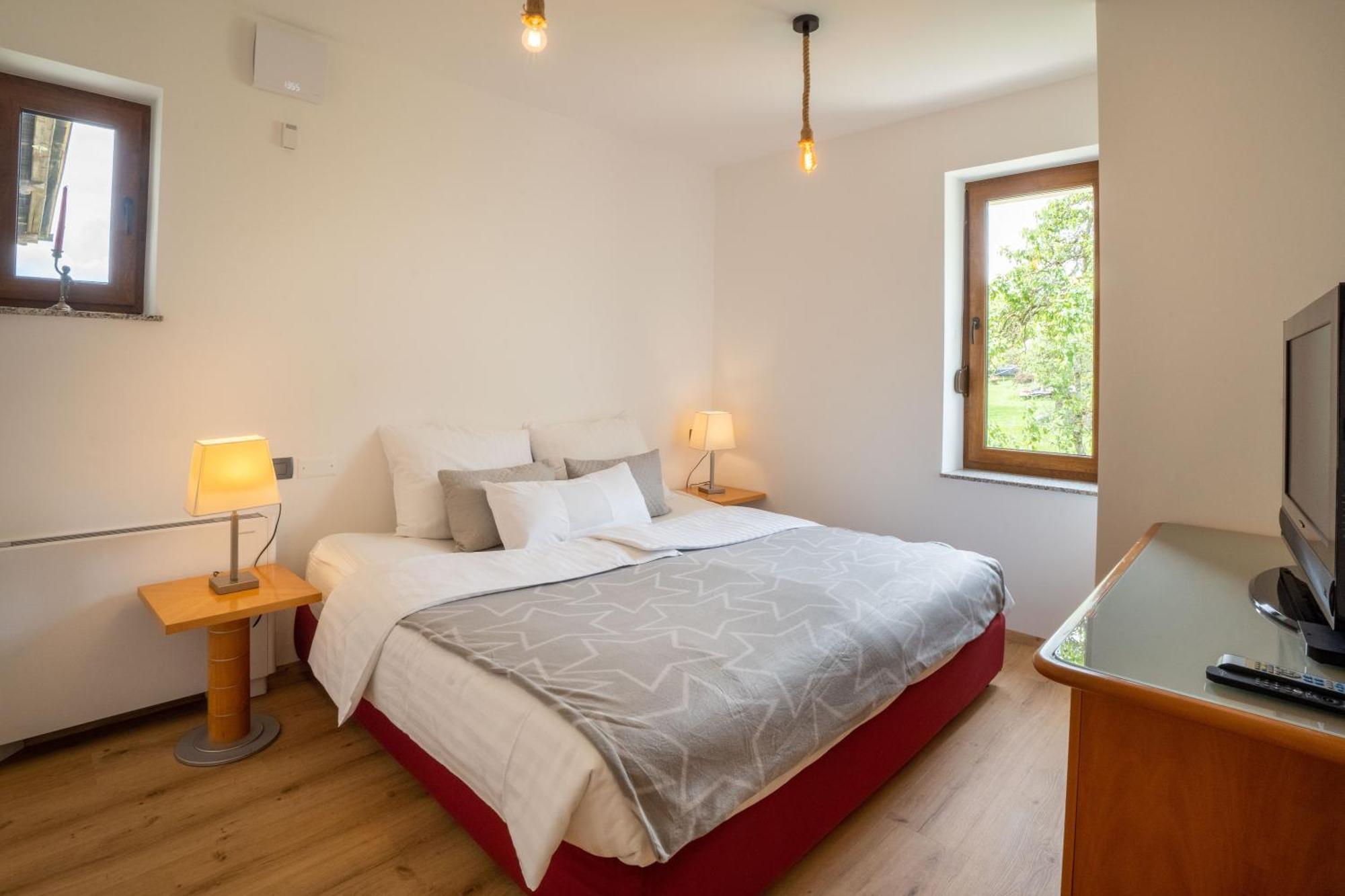 Aparthotel Hom At Vintgar Zgornje Gorje Oda fotoğraf